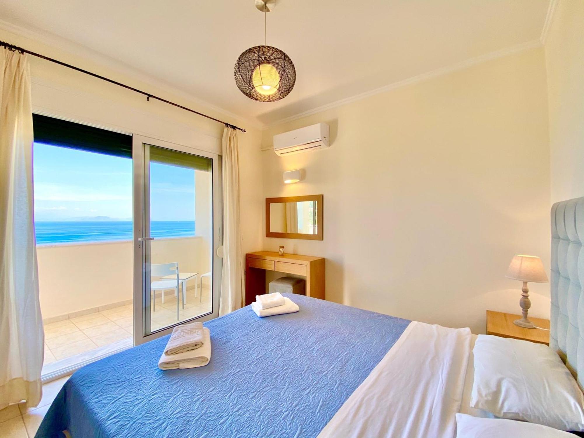 Luxury Villa Akti Barbati 2 With Private Pool By Dadovillas Pyrgi  Екстер'єр фото