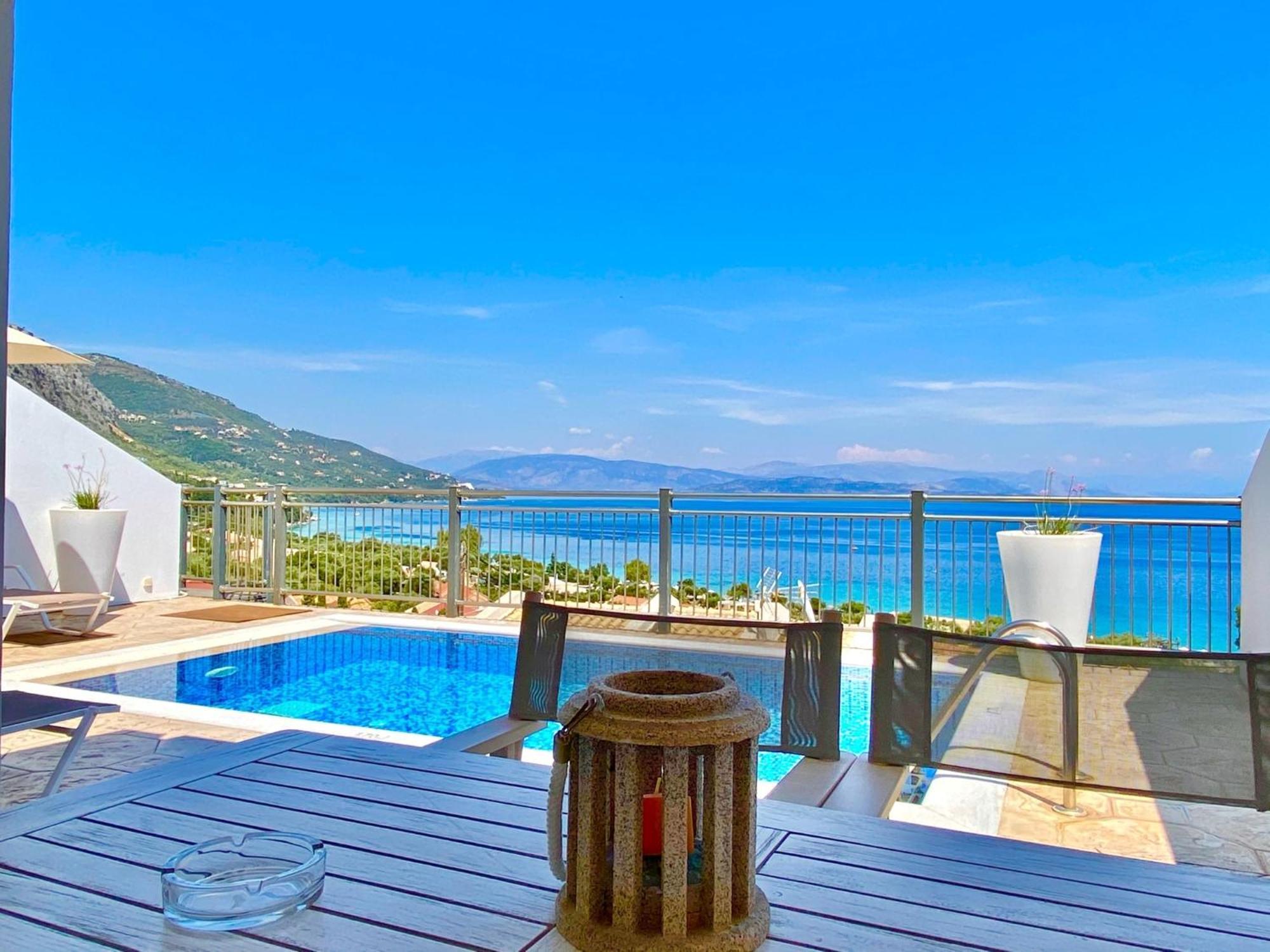 Luxury Villa Akti Barbati 2 With Private Pool By Dadovillas Pyrgi  Екстер'єр фото